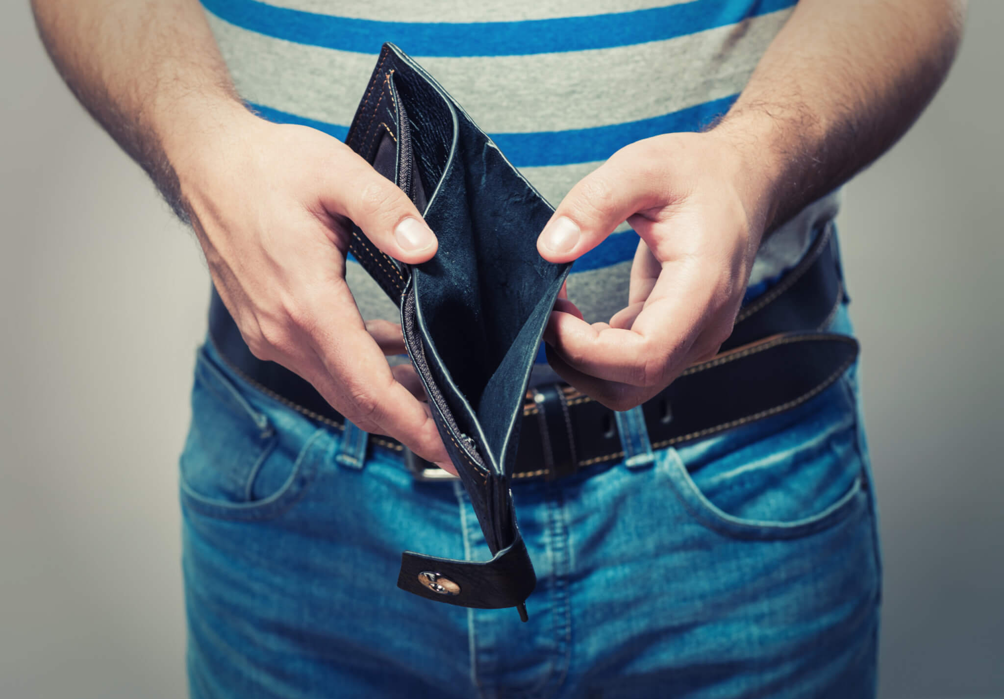 How service members can break the cycle of living paycheck to paycheck