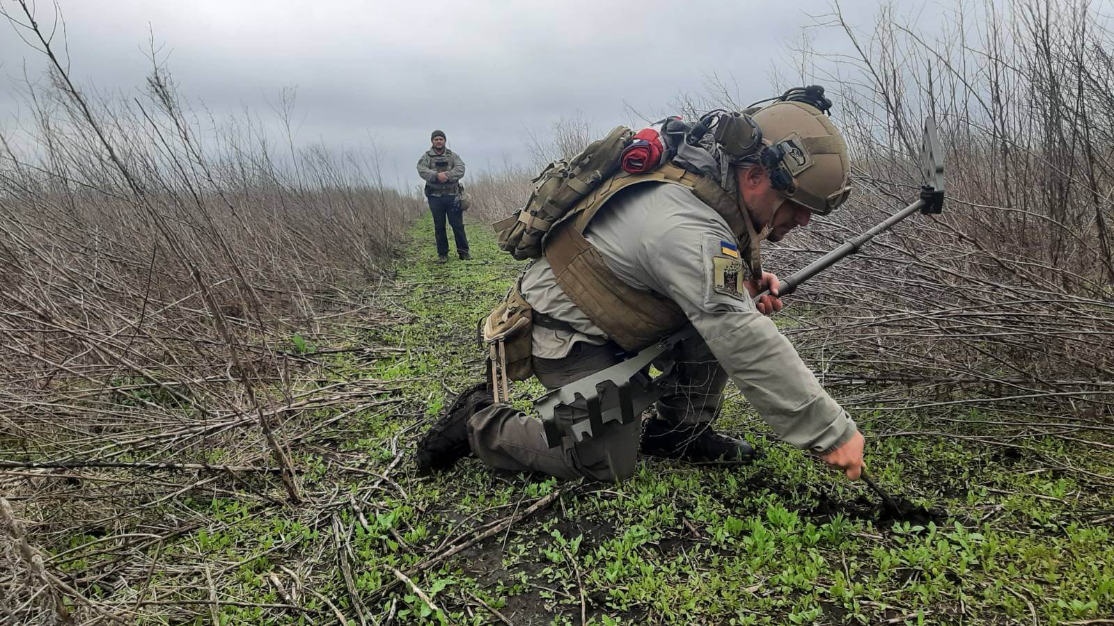 landmine removal in Ukraine